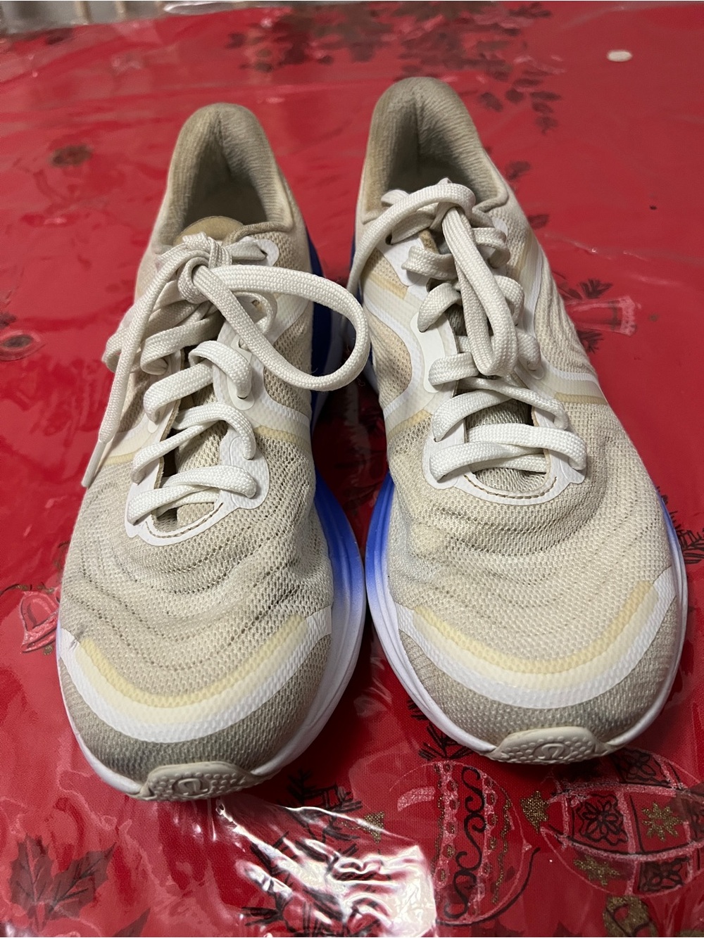 Lululemon Blissfeel Run 2  Running Shoes Womens Size 9.5 White /Blue Athletic